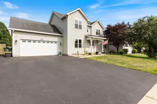 509 Magnolia Dr, North Aurora, IL 60542 - Photo 1