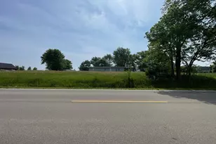 2912 E 29th Rd, Seneca, IL 61360 - Photo 1