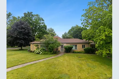 515 Park Avenue, Dekalb, IL 60115 - Photo 1