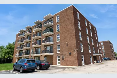7227 W Higgins Avenue #404, Chicago, IL 60656 - Photo 1