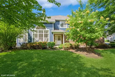 1152 S Parkside Drive, Palatine, IL 60067 - Photo 1