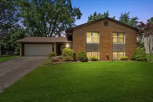 553 N Ashbury Ave, Bolingbrook, IL 60440 - Photo 1