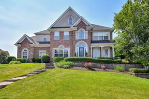 624 Pottawatomie Trail, Batavia, IL 60510 - Photo 1