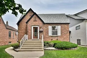 7238 W Clarence Ave, Chicago, IL 60631 - Photo 1