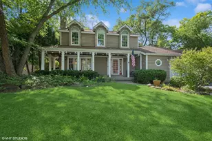 42 N Holly Ave, Fox Lake, IL 60020 - Photo 1