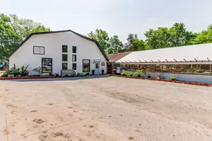 326 E Pinckney St, Pontiac, IL 61764 - Photo 1