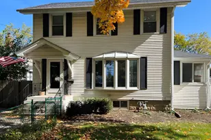 713 Warrenville Rd, Wheaton, IL 60189 - Photo 1