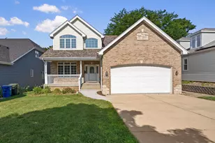 4618 Woodward Ave, Downers Grove, IL 60515 - Photo 1