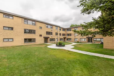 6805 N Ridge Boulevard #203, Chicago, IL 60645 - Photo 1