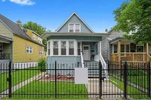 10554 S State St, Chicago, IL 60628 - Photo 1