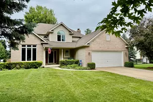 1061 Averill Dr, Batavia, IL 60510 - Photo 1