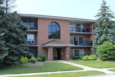 4931 E Circle Drive #104, Crestwood, IL 60418 - Photo 1