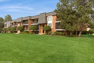 15722 Deerfield Ct, Orland Park, IL 60462 - Photo 1