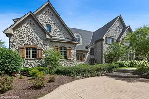 8S223 Derby Dr, Naperville, IL 60540 - Photo 1