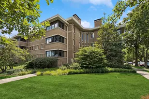 179 Linden Ave, Oak Park, IL 60302 - Photo 1