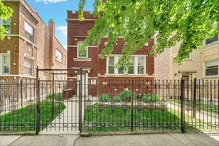 4825 N Karlov Ave, Chicago, IL 60630 - Photo 1