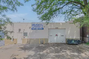 576 Page Ave, Elgin, IL 60120 - Photo 1
