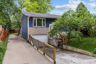 711 Town Rd, West Chicago, IL 60185 - Photo 1