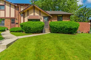 1S222 Danby St, Villa Park, IL 60181 - Photo 1