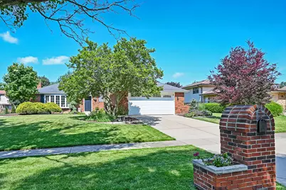 7800 Brunswick Road, Darien, IL 60561 - Photo 1