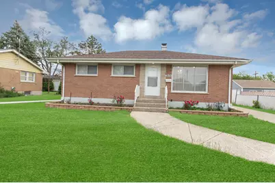 1205 N Irving Avenue, Berkeley, IL 60163 - Photo 1