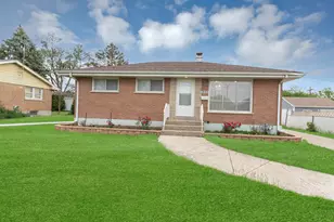 1205 N Irving Ave, Berkeley, IL 60163 - Photo 1