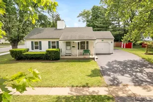 383 Raupp Blvd, Buffalo Grove, IL 60089 - Photo 1