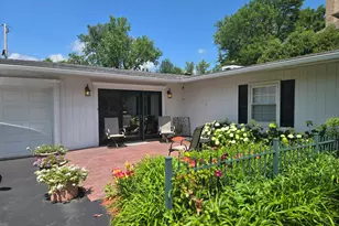 5550 S Quincy St, Hinsdale, IL 60521 - Photo 1