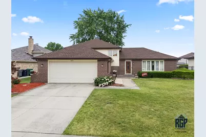 8825 Abbey Lane, Orland Park, IL 60462 - Photo 1