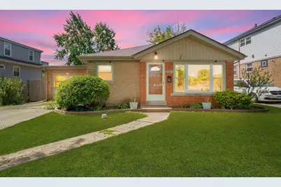 8601 44th Street, Lyons, IL 60534 - Photo 1