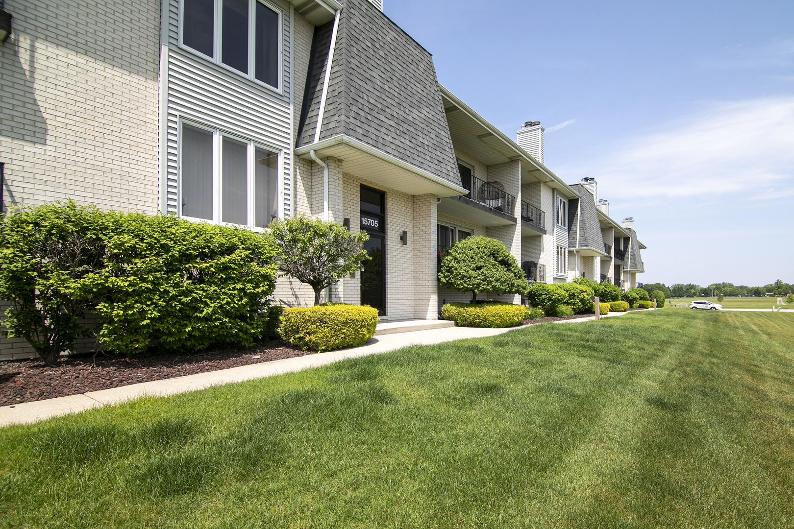 15705 Lake Hills Ct #2N, Orland Park, IL 60462 - MLS 12397697 ...