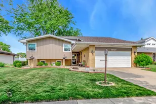 15430 Ann Marie Dr, Oak Forest, IL 60452 - Photo 1