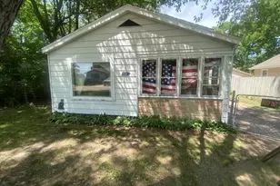 820 Taft Rd, Rockford, IL 61109 - Photo 1