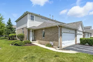 8422 Stratford Dr, Tinley Park, IL 60487 - Photo 1