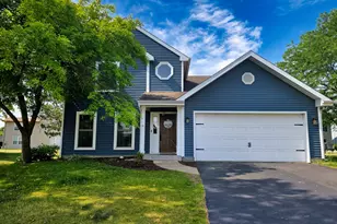 2440 Pebblewood Ct, Aurora, IL 60506 - Photo 1