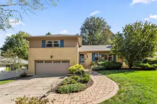 303 Woodstock Ave, Glen Ellyn, IL 60137 - Photo 1