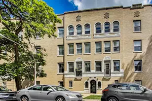 2618 W Rosemont Ave, Chicago, IL 60659 - Photo 1