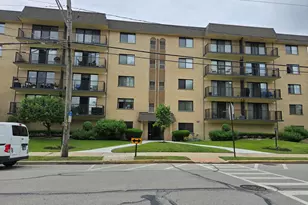 1441 E Thacker St, Des Plaines, IL 60016 - Photo 1