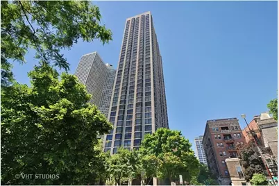 2650 N Lakeview Avenue #1603, Chicago, IL 60614 - Photo 1