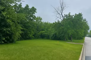 9601 W 57th St, Countryside, IL 60525 - Photo 1