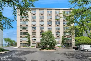 1440 Sheridan Rd, Wilmette, IL 60091 - Photo 1