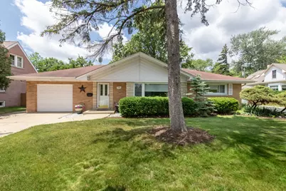 740 N Dee Road, Park Ridge, IL 60068 - Photo 1