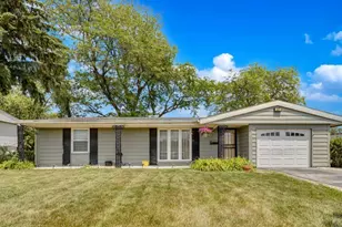 337 E Clark St, Glenwood, IL 60425 - Photo 1