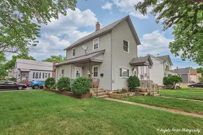 150 1st Street, Woodstock, IL 60098 - Photo 1