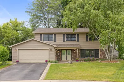 573 Surryse Road, Lake Zurich, IL 60047 - Photo 1