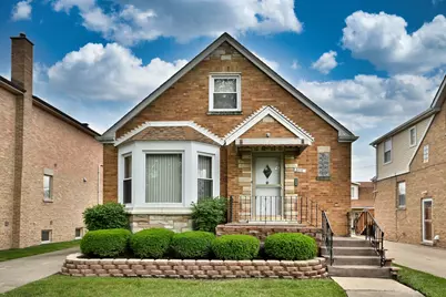 5010 N Merrimac Avenue, Chicago, IL 60630 - Photo 1