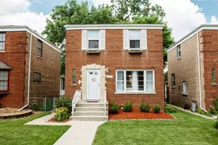 11404 S Talman Ave, Chicago, IL 60655 - Photo 1