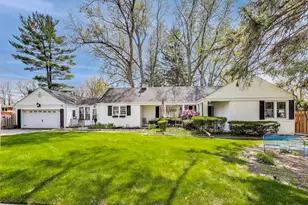 201 W Council Trail, Mount Prospect, IL 60056 - Photo 1