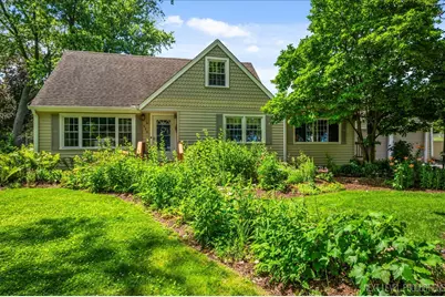 680 N Grace Street, Lombard, IL 60148 - Photo 1