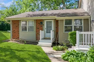 312 Indiana Ct, Bloomingdale, IL 60108 - Photo 1